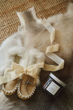 Load image into Gallery viewer, Scandinavian Winter Cosy Gift Set