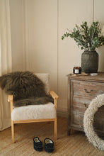 Load image into Gallery viewer, Mysa - Occasional Sheepskin Chair