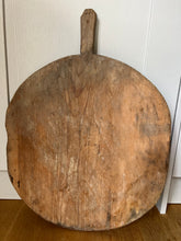 Load image into Gallery viewer, European Antique chopping boards
