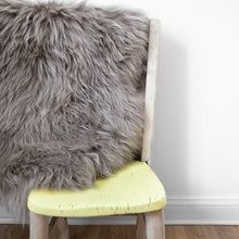Load image into Gallery viewer, deep pile sheepskin rug