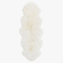 Load image into Gallery viewer, sheepskin runner in ivory