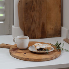 Load image into Gallery viewer, European Antique chopping boards