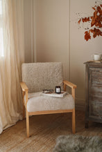 Load image into Gallery viewer, Mysa - Occasional Sheepskin Chair