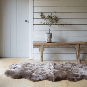 Oversized snuggly sheepskin rug in Taupe