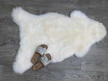 Load image into Gallery viewer, lambswool rug, Sheepskin throw, sheepskin rug, eco tanned sheepskin tug