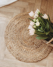 Load image into Gallery viewer, Round Braided Jute Rug