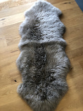 Load image into Gallery viewer, scandinavian sheepskin rug, fur rug, large sheepskin rug 